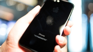 スマートフォン（iPhone）の画面の傷